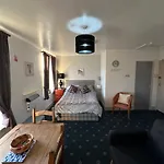 Palm Springs Apartments